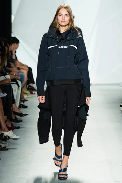 Look 14